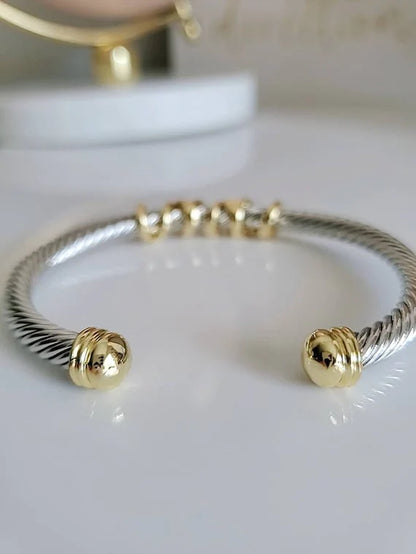 Wrap around Design Cable Bracelet